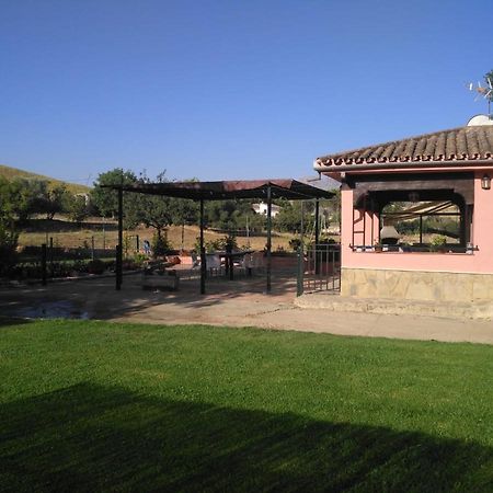 Casa Rural Las Palmeras รอนดา ภายนอก รูปภาพ
