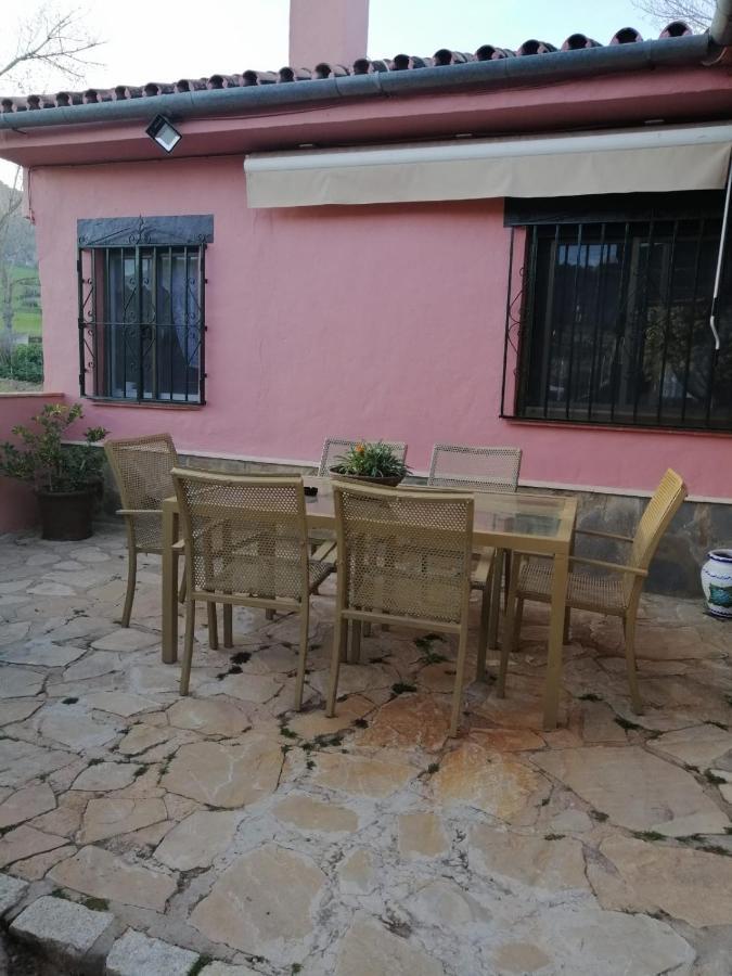 Casa Rural Las Palmeras รอนดา ภายนอก รูปภาพ