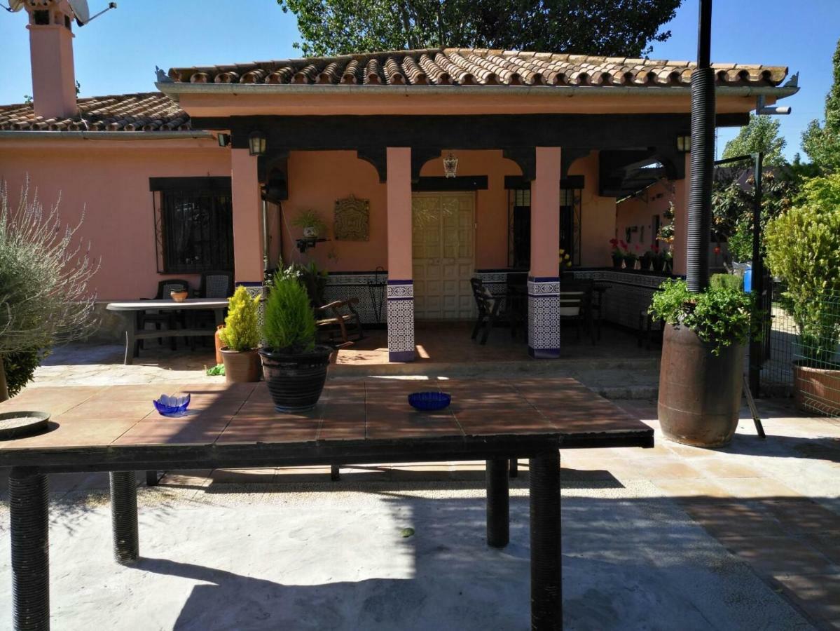 Casa Rural Las Palmeras รอนดา ภายนอก รูปภาพ